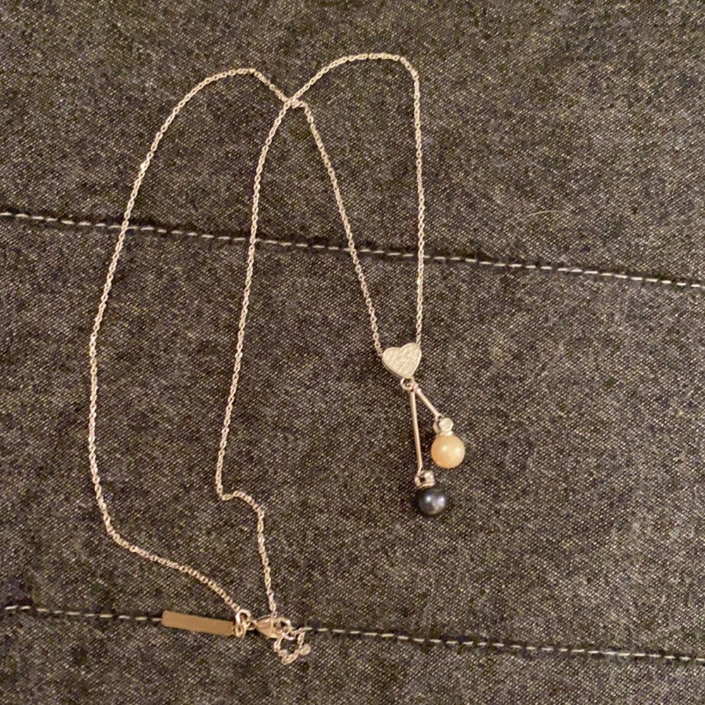 Vantel Pearls necklace